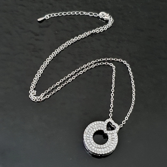 Simple Silver Round Heart Necklace - Picture 2 of 3